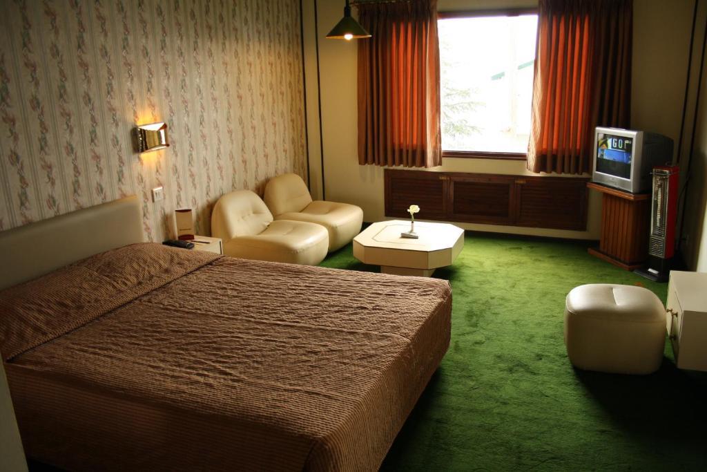 Honeymoon Inn Shimla Room photo